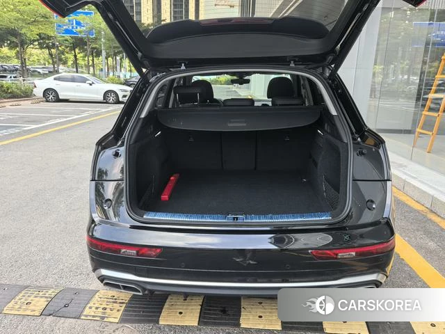 Audi Q5L id 4394204 из Китая 8