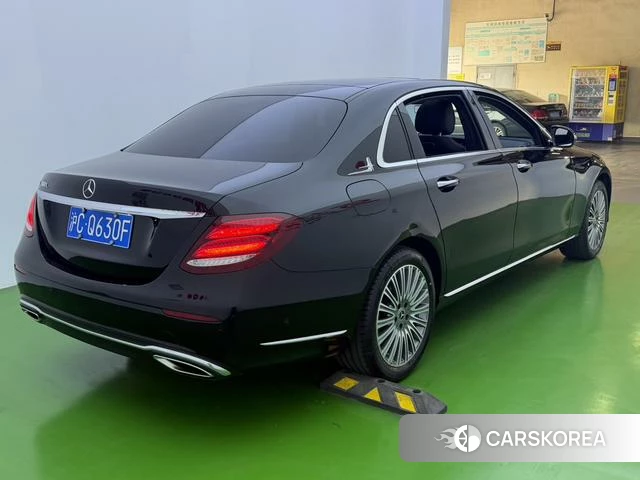 Mercedes-Benz E-class id 4240164 из Китая 7