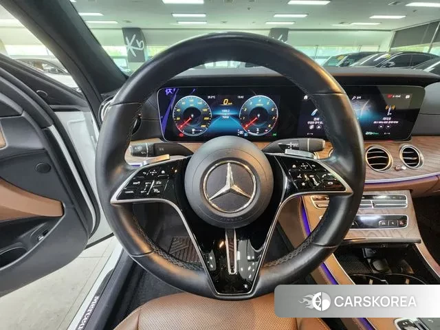 Mercedes-Benz E-Class W213 id 3098154 из Кореи 17