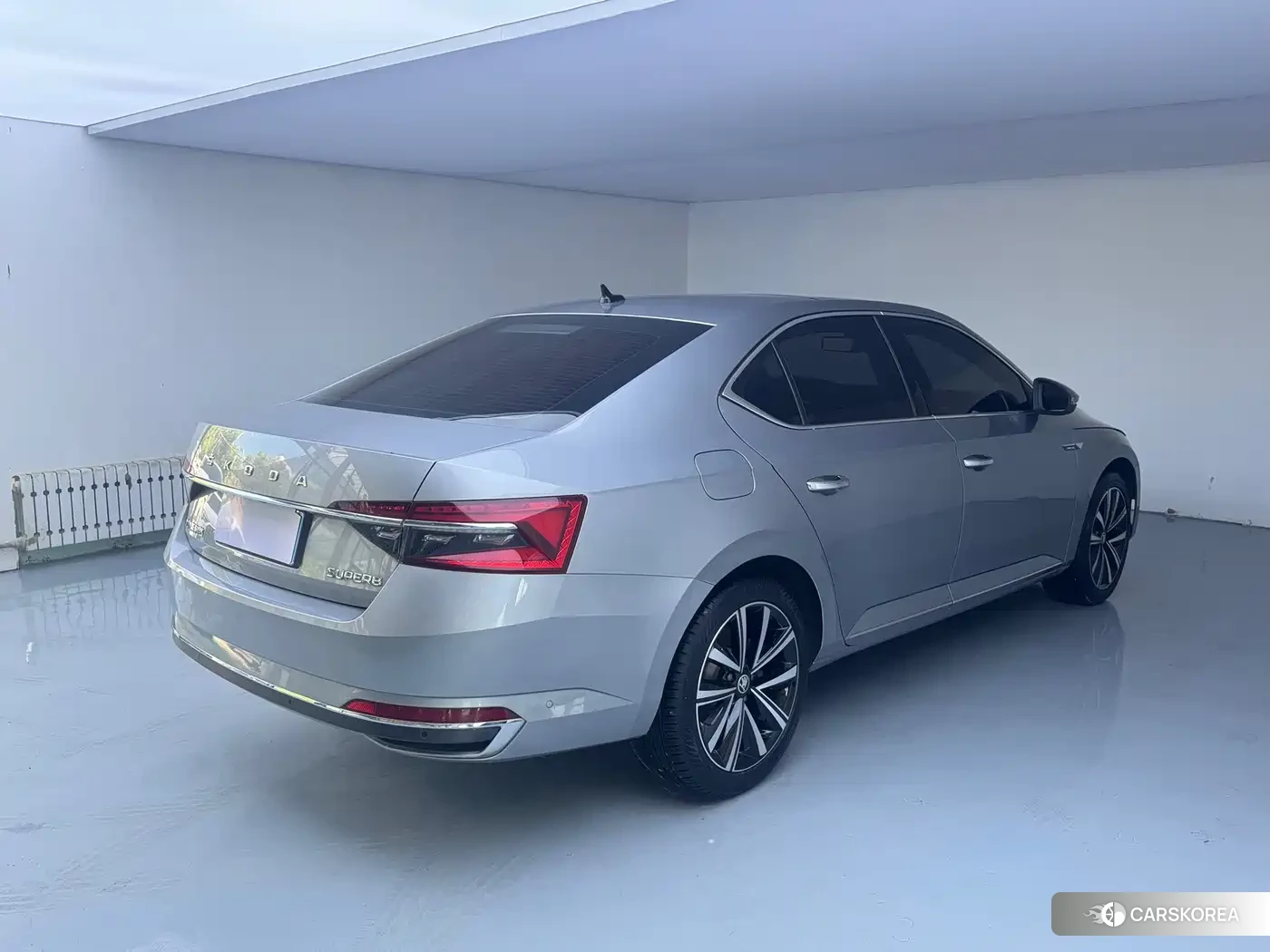 Skoda Superb id 4685929 из Китая 23
