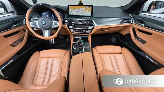 BMW 5 Series (G30) id 3675520 из Кореи 17