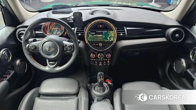 Mini Cooper S id 4689047 из Кореи 27