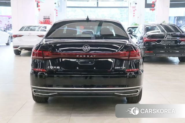 Volkswagen Passat id 4261101 из Китая 15