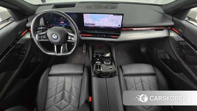 BMW 5 Series (G60) id 4847782 из Кореи 29