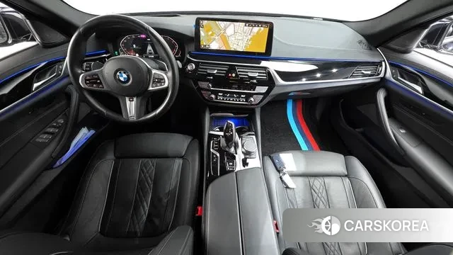 BMW 5 Series (G30) id 3372362 из Кореи 17