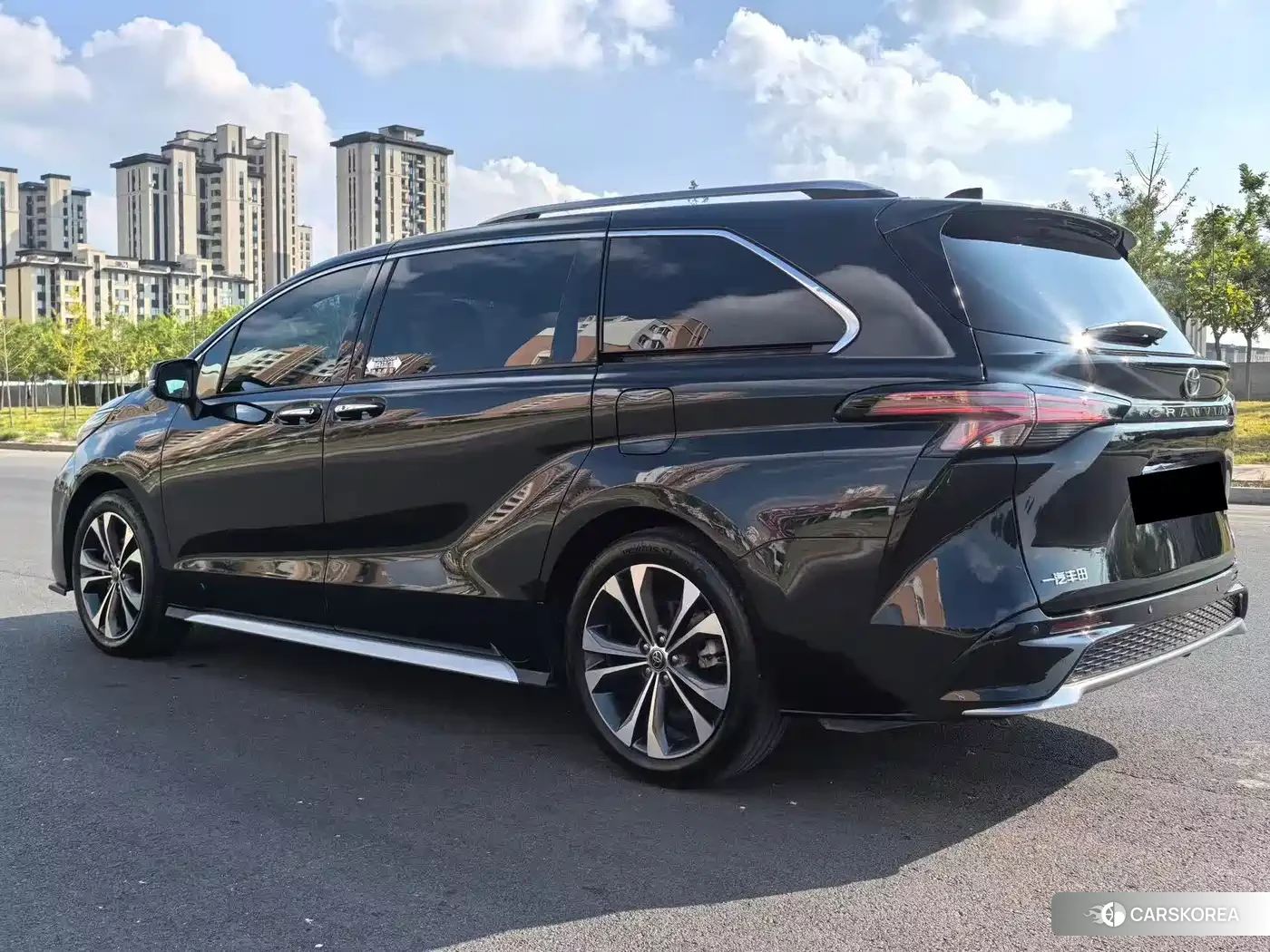 Toyota Granvia id 4669501 из Китая 7