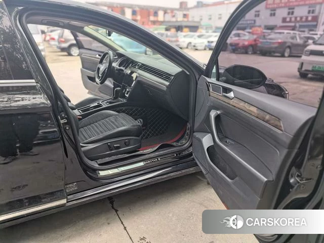 Volkswagen Magotan id 4209400 из Китая 9