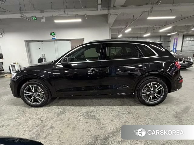 Audi Q5L id 4272749 из Китая 17