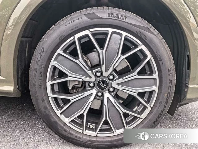 Audi Q5L id 4333531 из Китая 17