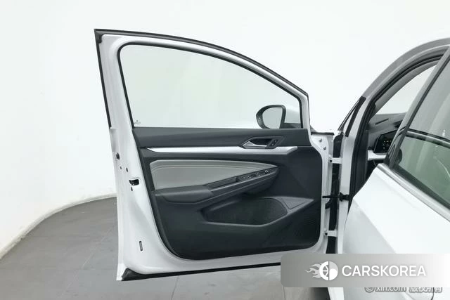 Volkswagen Golf id 4210433 из Китая 21