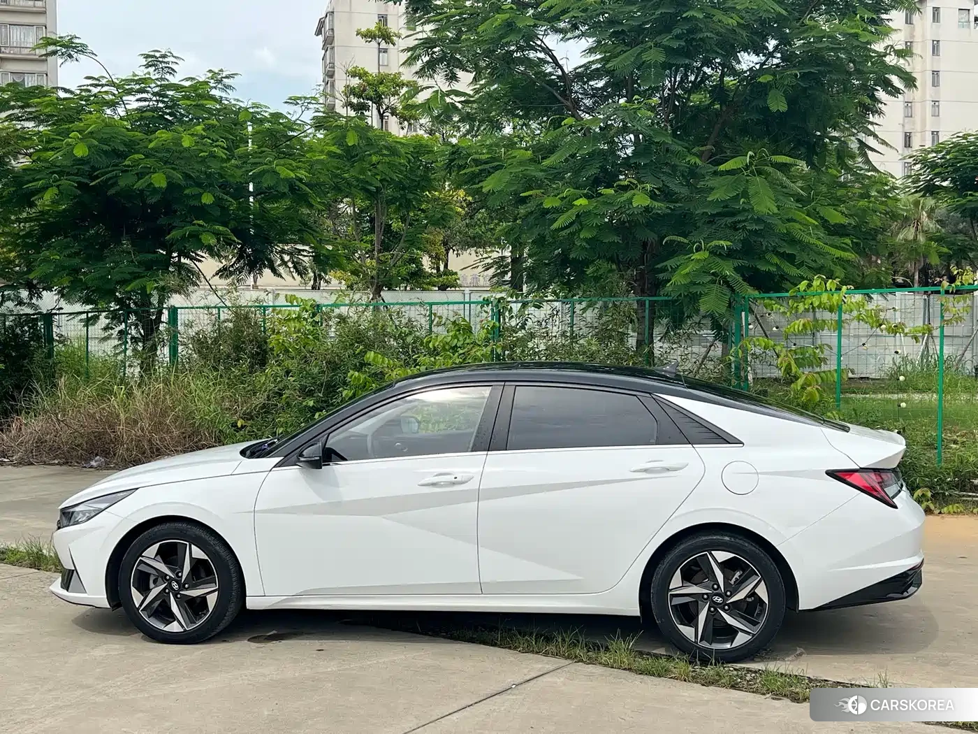 Hyundai Elantra id 4559711 из Китая 8