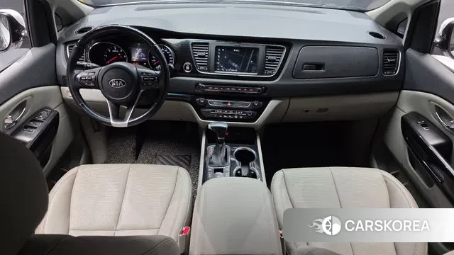 Kia The New Carnival id 3742618 из Кореи 17