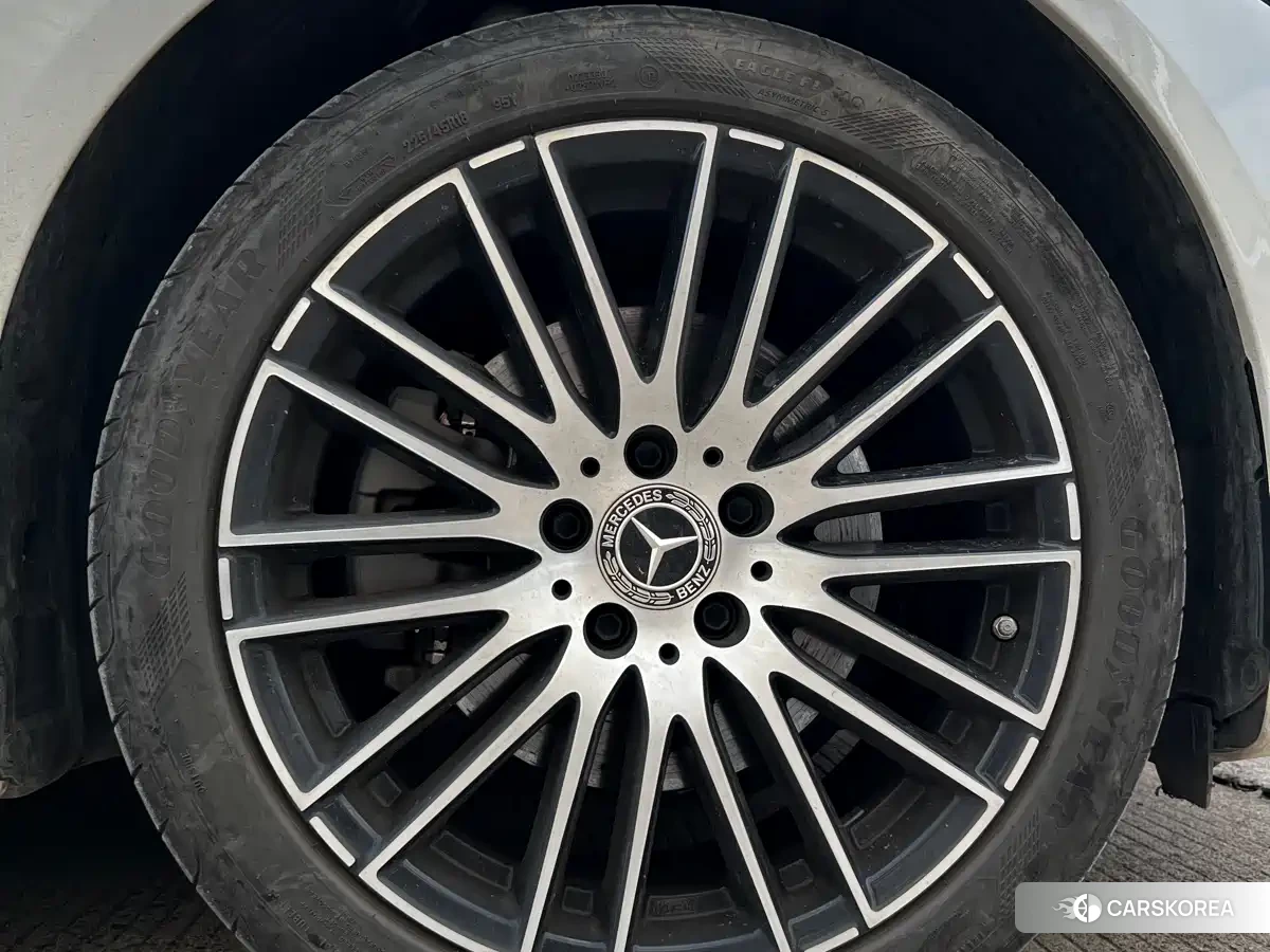 Mercedes-Benz C-class id 4570632 из Китая 14