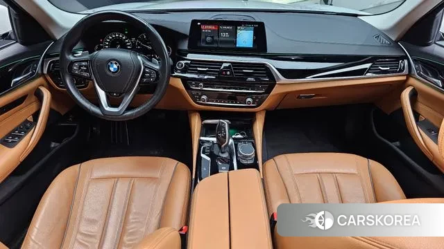 BMW 5 Series (G30) id 3034383 из Кореи 17