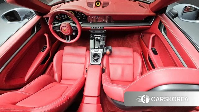 Porsche 911(992) id 4778286 из Кореи 31