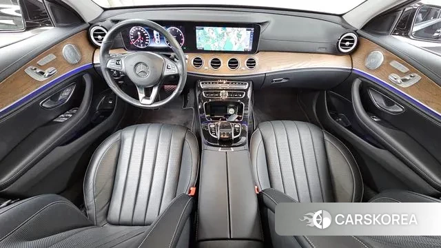 Mercedes-Benz E-Class W213 id 3698894 из Кореи 17