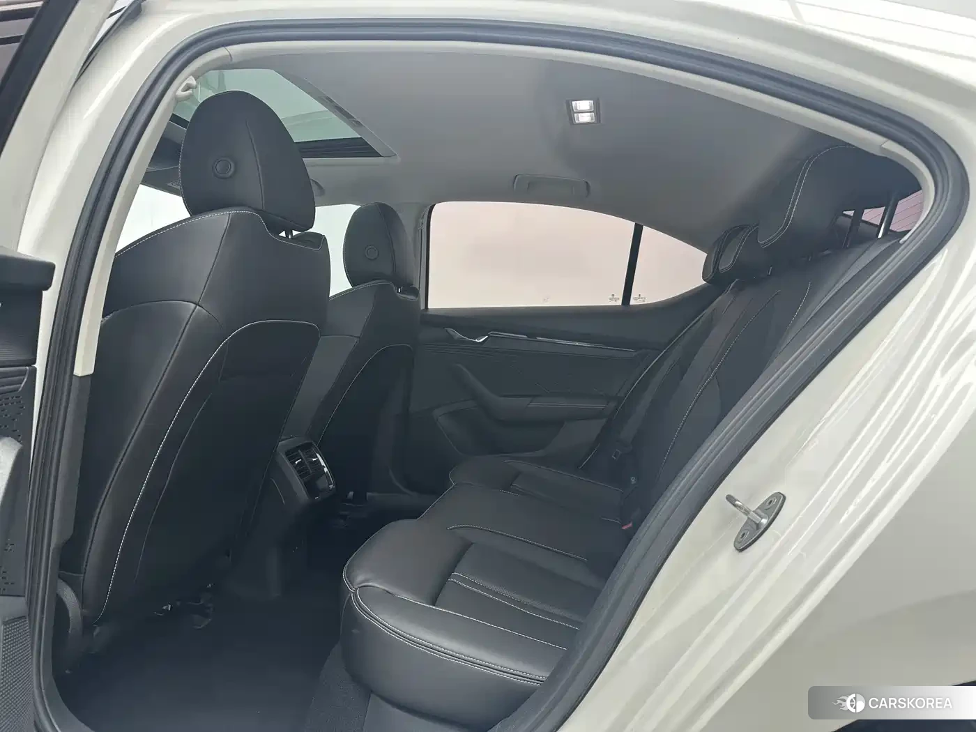 Skoda Octavia id 4589340 из Китая 16