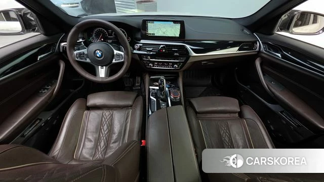 BMW 5 Series (G30) id 4197190 из Кореи 31