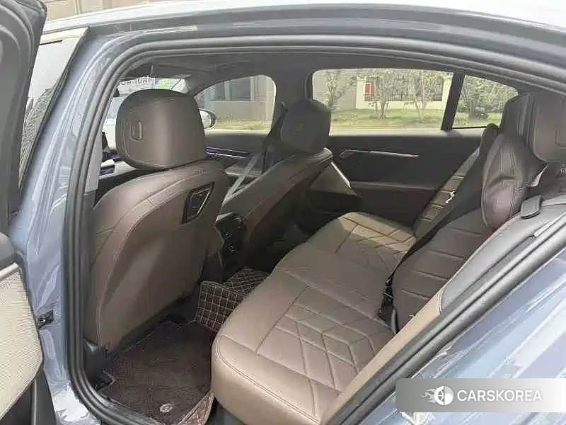BMW i5 id 4628436 из Китая 7