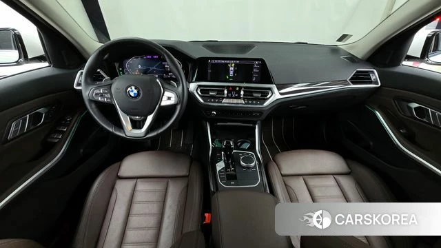 BMW 3 Series (G20) id 3839301 из Кореи 17