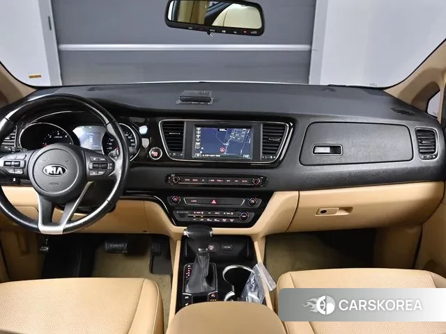 Kia The New Carnival id 3254309 из Кореи 17