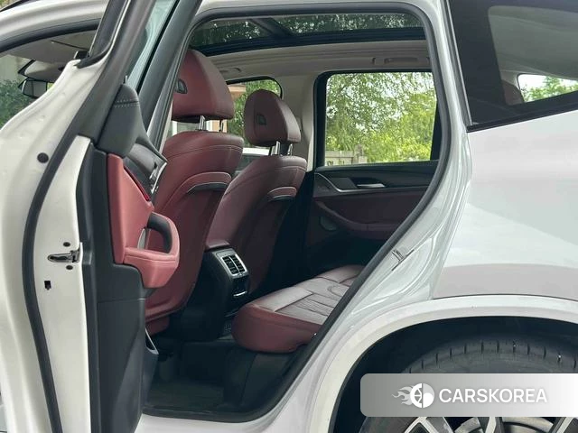 BMW X3 id 4328513 из Китая 19