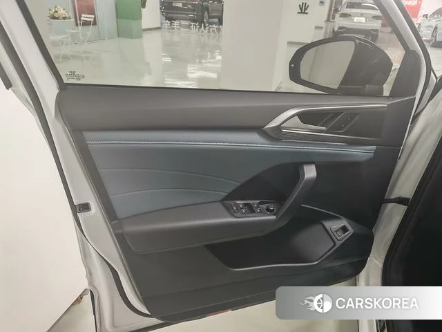 Volkswagen Tuyue id 4261236 из Китая 7