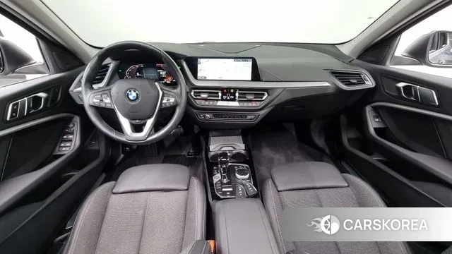 BMW 1 Series (F40) id 3196067 из Кореи 17