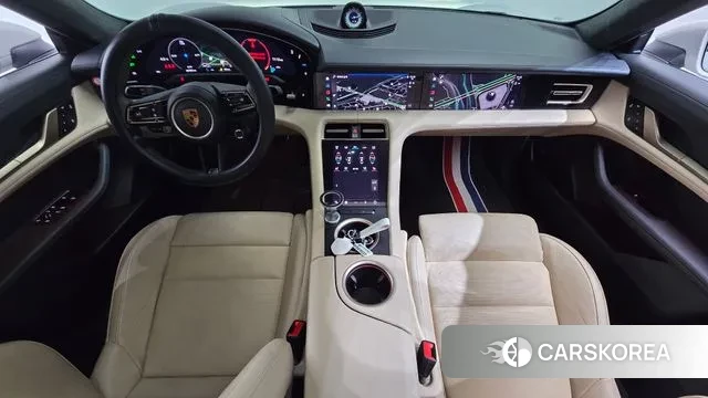 Porsche Taycan id 3472518 из Кореи 17