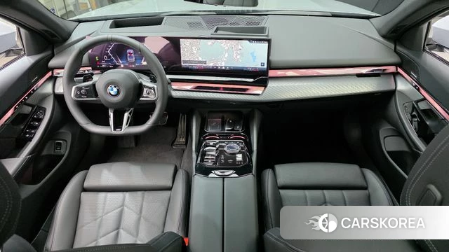 BMW 5 Series (G60) id 3952536 из Кореи 17