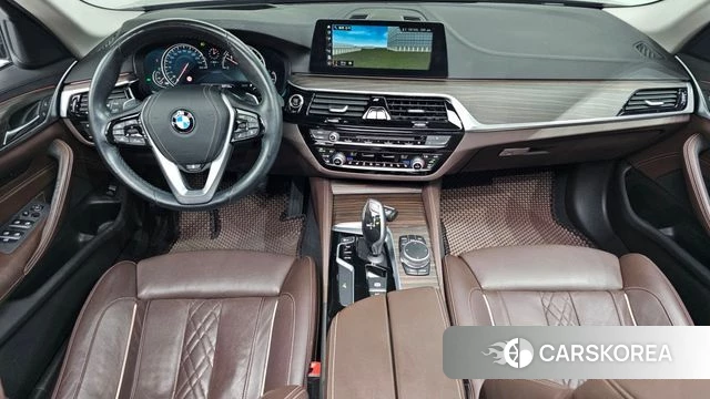 BMW 5 Series (G30) id 4626261 из Кореи 29