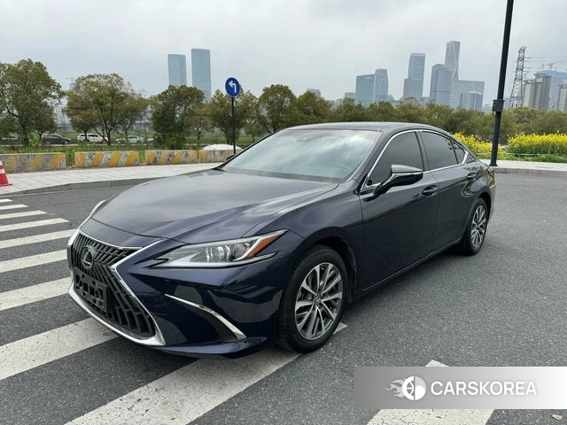 Lexus ES id 4278898 из Китая 21