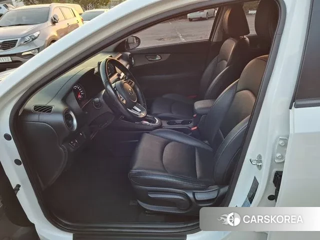 Kia Come New K3 id 3351132 из Кореи 14