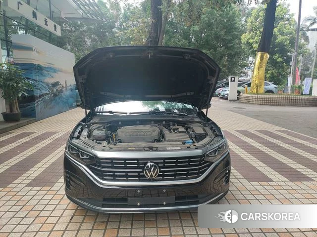 Volkswagen Passat id 4365714 из Китая 9