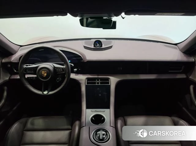 Porsche Taycan id 4201313 из Кореи 17