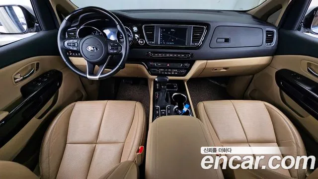 Kia The New Carnival id 2456975 из Кореи 17