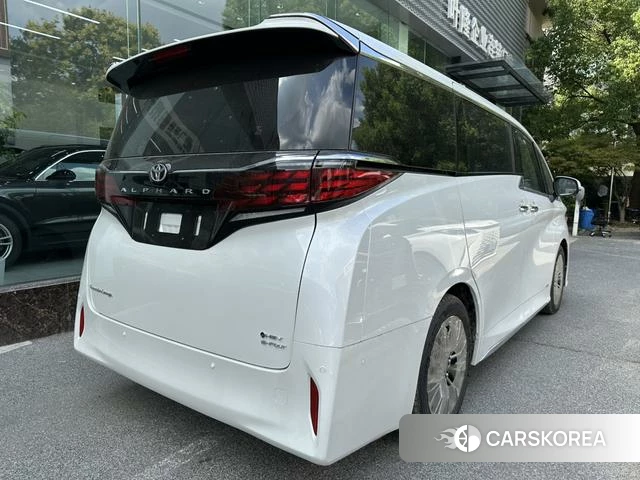 Toyota Elfa id 4239584 из Китая 13
