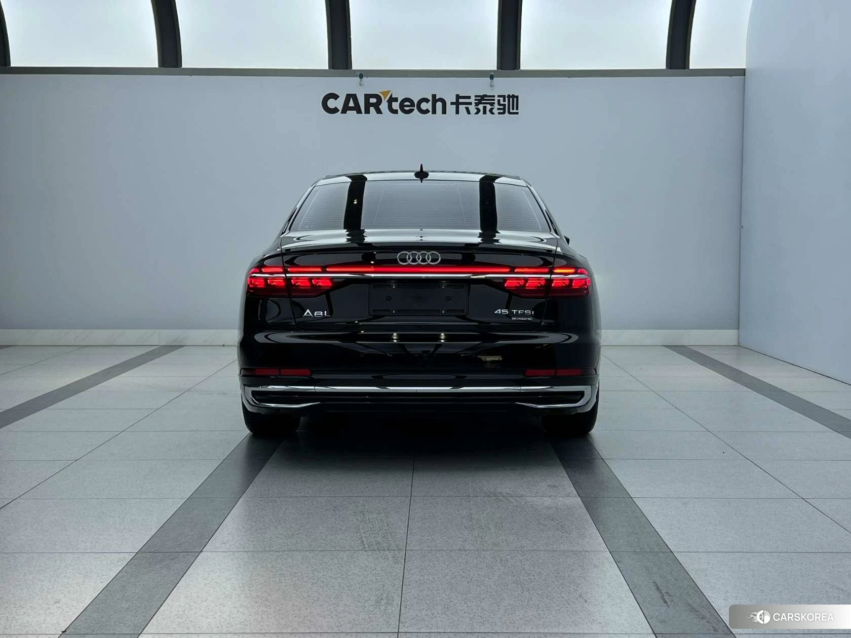 Audi A8 id 4479657 из Китая 8