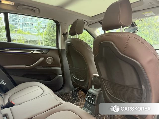 BMW X1 id 4348392 из Китая 10