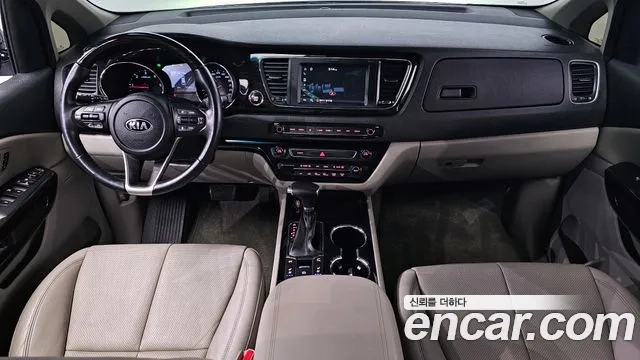 Kia The New Carnival id 2865500 из Кореи 17