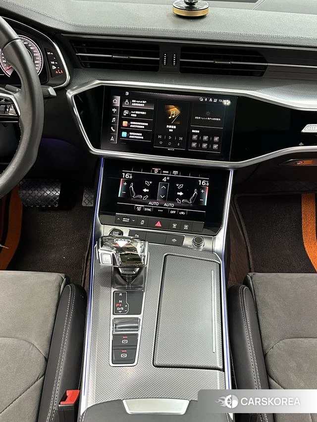 Audi A6L id 4399714 из Китая 17