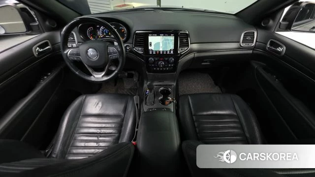 Jeep Grand Cherokee id 4708261 из Кореи 30