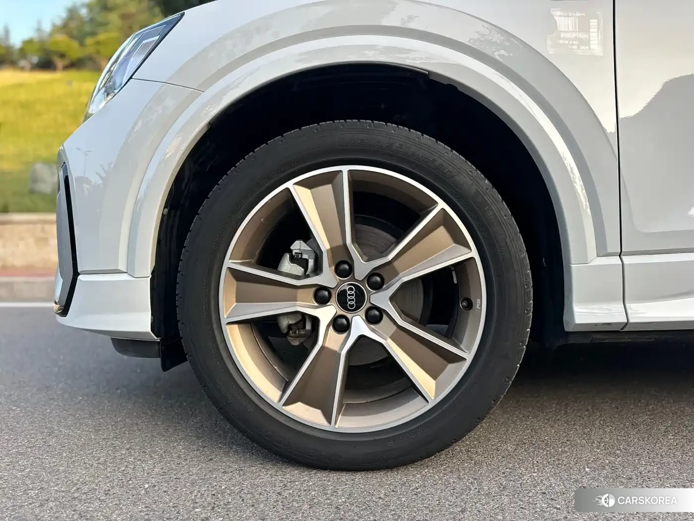 Audi Q2L id 4545683 из Китая 14