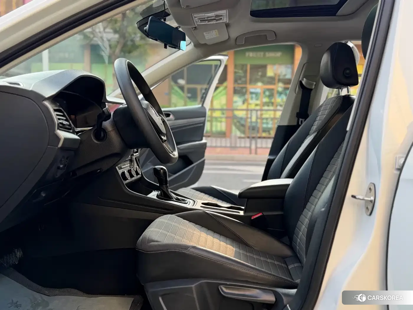 Volkswagen Lavida id 4565079 из Китая 13