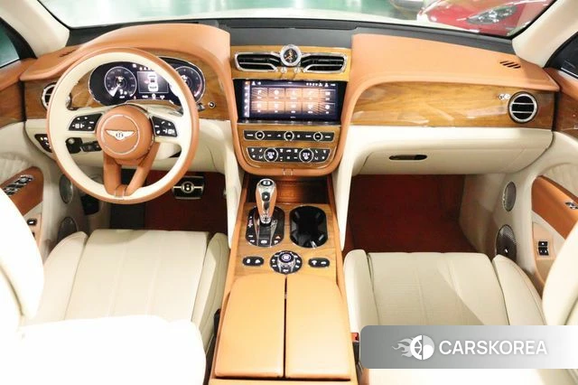 Bentley Bentayga id 3806098 из Кореи 17