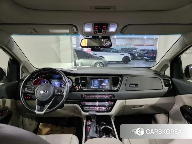 Kia The New Carnival id 3736797 из Кореи 17