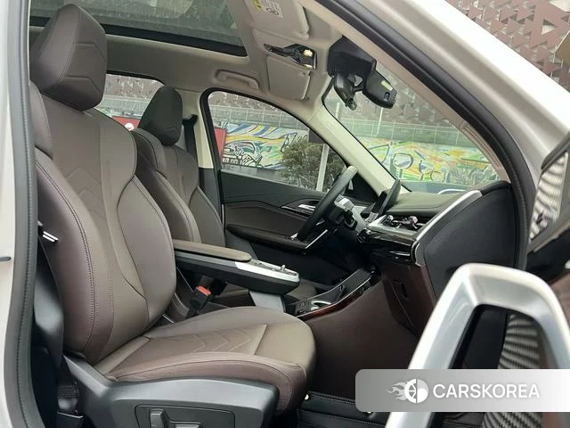 BMW X1 id 4297415 из Китая 16
