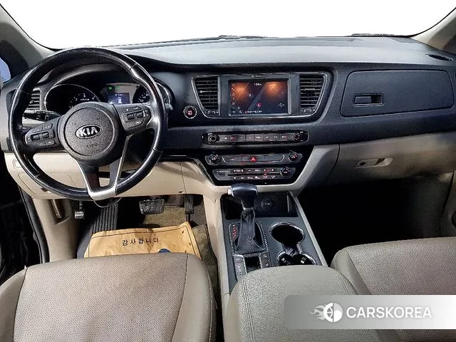 Kia The New Carnival id 3592947 из Кореи 17