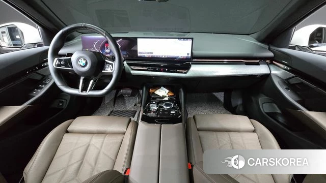 BMW 5 Series (G60) id 4665125 из Кореи 27