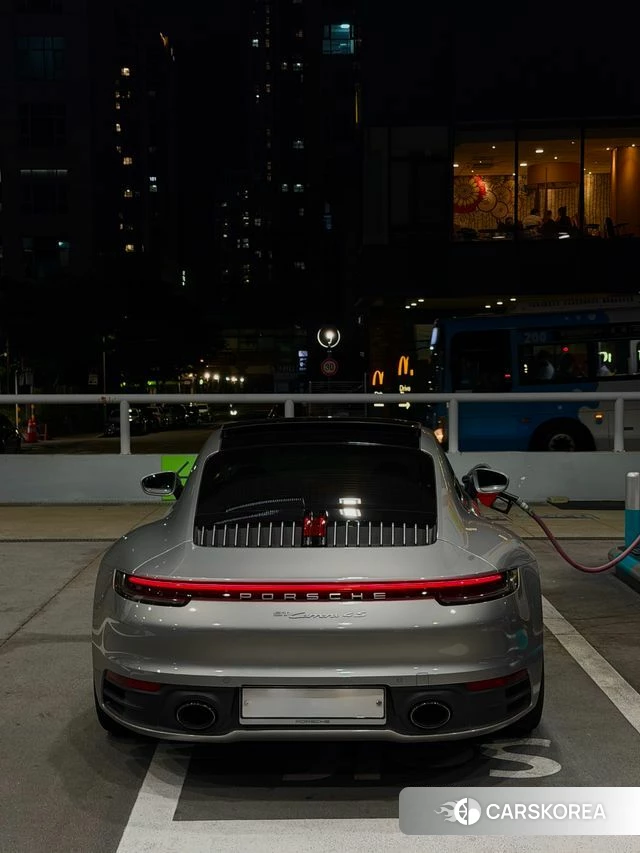Porsche 911(992) id 4642409 из Кореи 17